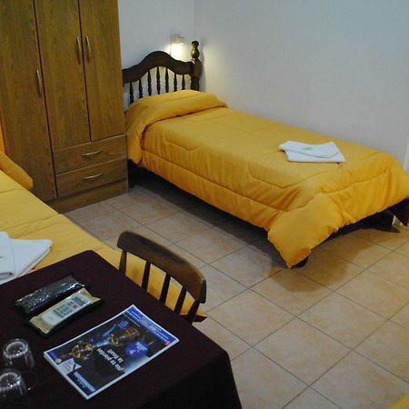 Hotel Romi โกโลเนีย เดล ซากราเมนโต ภายนอก รูปภาพ